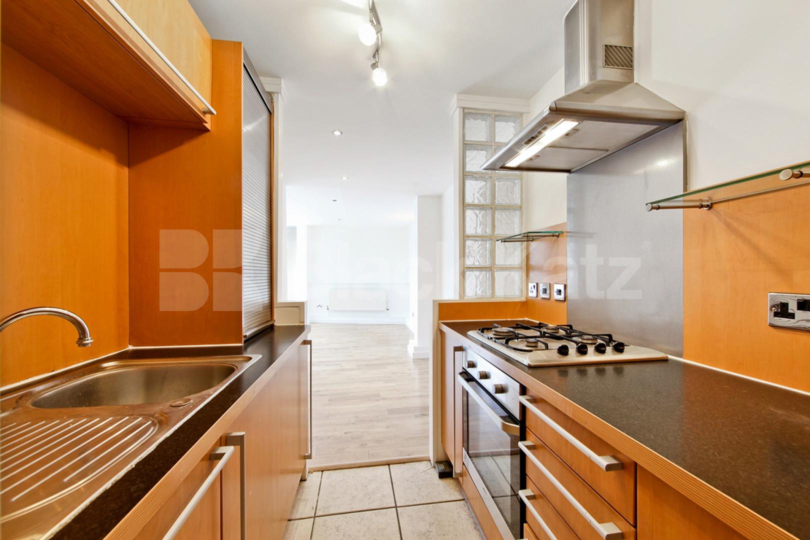 Stylish & contemporary & superbly located Newington Causeway, Borough